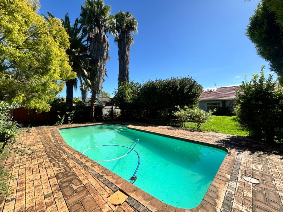 3 Bedroom Property for Sale in Flimieda North West